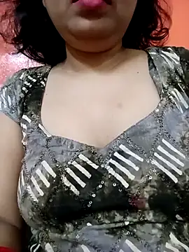 sunita-doll online show from 10/13/25, 01:38