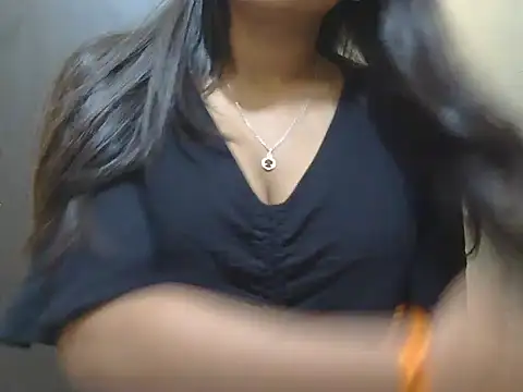 hot  surbhi online show from 03/17/26, 06:33