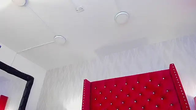 SophiGracee online show from 01/12/25, 06:17