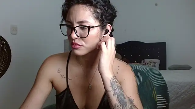 Sexy Lia  online show from 02/06/26, 02:16