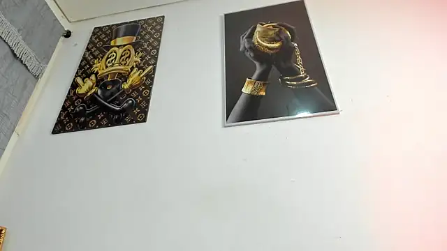 Snapshot of vincent_carusso94 chatting on 11/15/25, 01:18 vincent carusso94 online show from 11/15/25, 01:18