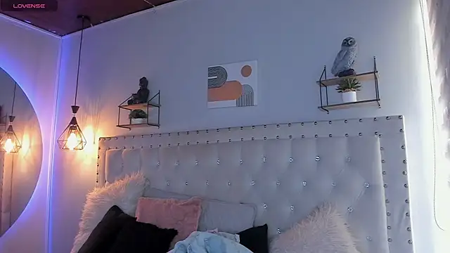 melanie hh online show from 09/17/25, 08:10