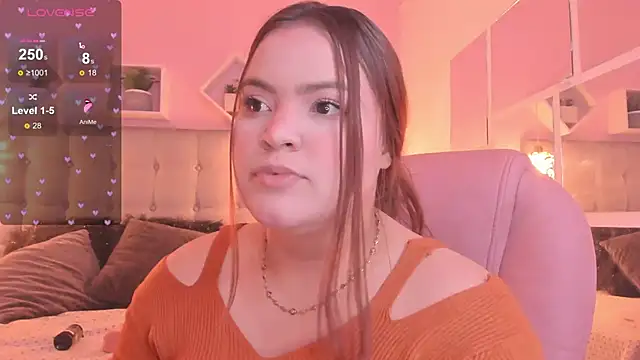 Snapshot of melanie_hh chatting on 11/08/25, 04:01 melanie hh online show from 11/08/25, 04:01