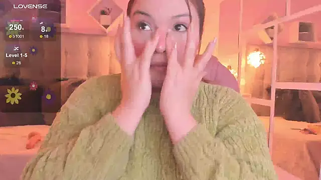 Snapshot of melanie_hh chatting on 11/09/25, 04:11 melanie hh online show from 11/09/25, 04:11