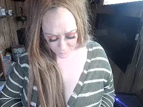 Snapshot of BrookeRides chatting on 03/20/25, 03:36 BrookeRides online show from 03/20/25, 03:36