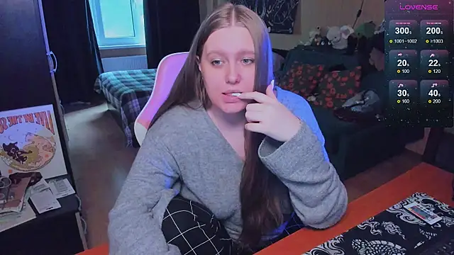Alice Dreamgirl  online show from 05/30/26, 10:01
