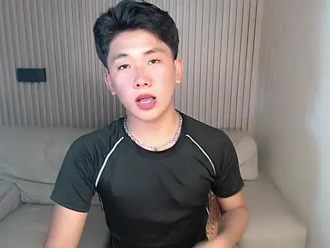 dangerzone0122 online show from 12/03/25, 05:55