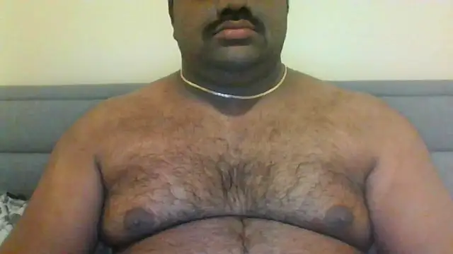 Snapshot of indianbearbot chatting on 01/16/25, 08:57 indianbearbot online show from 01/16/25, 08:57