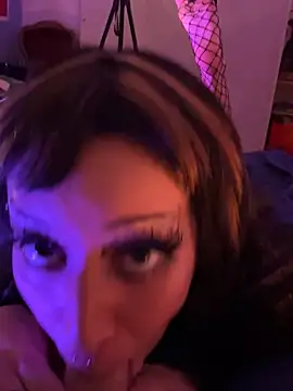 Snapshot of littlewitchxoxo chatting on 02/22/25, 09:59 littlewitchxoxo online show from 02/22/25, 09:59