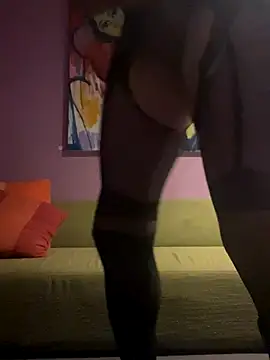 Snapshot of kinkycdslutsv chatting on 10/29/25, 04:53 kinkycdslutsv online show from 10/29/25, 04:53