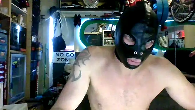 Snapshot of kinkycdslutsv chatting on 03/26/26, 01:11 kinkycdslutsv online show from 03/26/26, 01:11