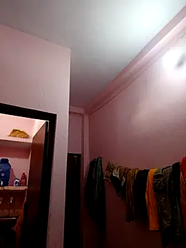 Hot-shot99 online show from 02/21/25, 08:29