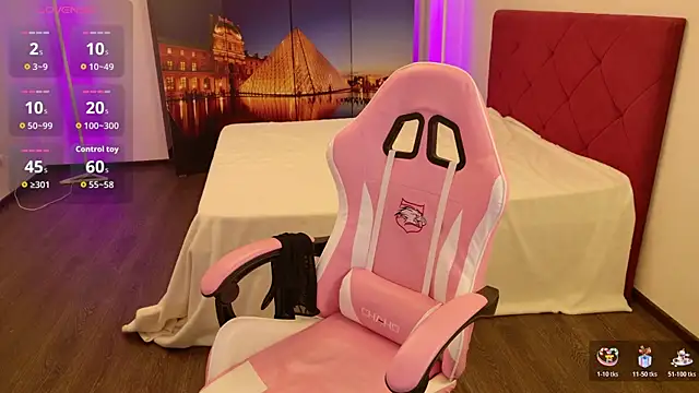 Snapshot of AnneHaddaway chatting on 04/19/26, 07:16 AnneHaddaway online show from 04/19/26, 07:16