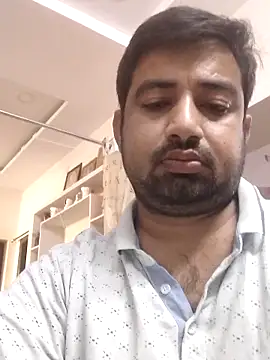 Snapshot of thagun chatting on 12/18/24, 04:09 thagun online show from 12/18/24, 04:09