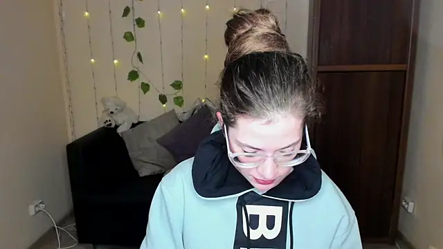 Alicia redfollow online show from 01/27/25, 06:30