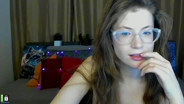 Alicia redfollow online show from 02/17/25, 12:43