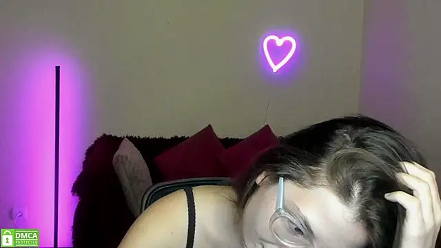 Alicia redfollow online show from 09/10/25, 11:21