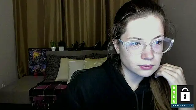 Alicia redfollow online show from 09/17/25, 11:23