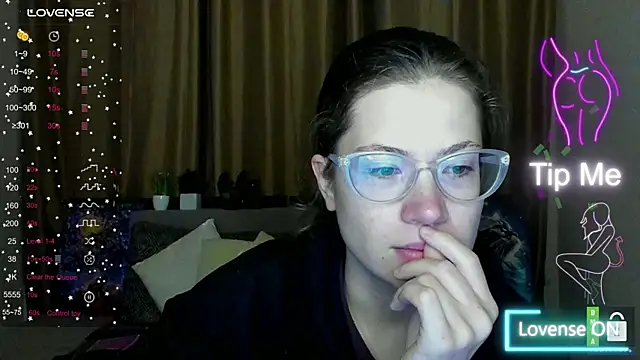 Alicia redfollow online show from 10/24/25, 05:04