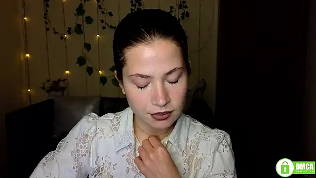 Alicia redfollow online show from 11/24/25, 12:27