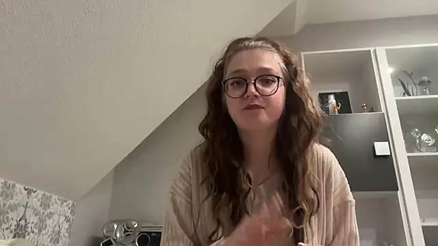 NikaCyberslut online show from 12/29/24, 08:26