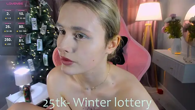 Molly Toads online show from 12/31/24, 02:36