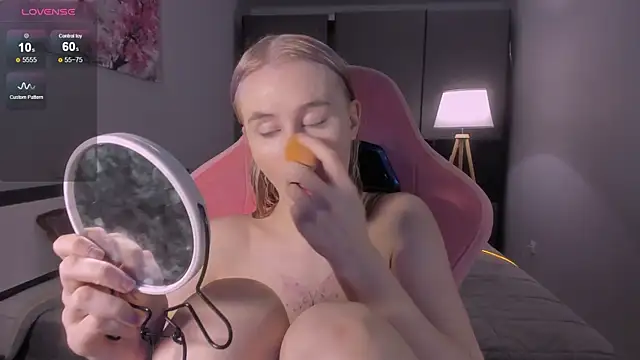 Molly Toads online show from 01/23/25, 02:17