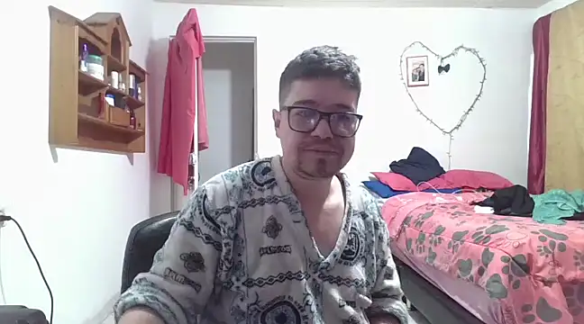 Snapshot of pecadodulce123 chatting on 01/30/25, 10:41 pecadodulce123 online show from 01/30/25, 10:41