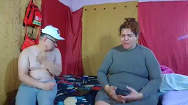 Snapshot of pecadodulce123 chatting on 02/13/26, 11:12 pecadodulce123 online show from 02/13/26, 11:12