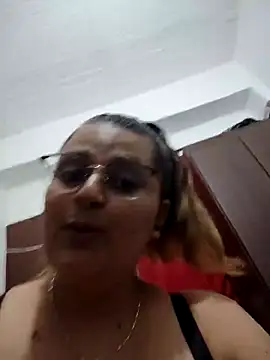 Snapshot of Miss_balloonsmila chatting on 01/11/25, 08:54 Miss balloonsmila online show from 01/11/25, 08:54