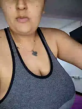 Snapshot of Miss_balloonsmila chatting on 01/20/25, 01:39 Miss balloonsmila online show from 01/20/25, 01:39