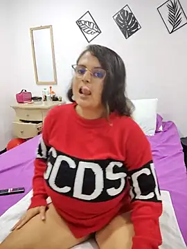 Snapshot of Miss_balloonsmila chatting on 02/18/25, 01:32 Miss balloonsmila online show from 02/18/25, 01:32