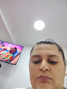 Snapshot of Miss_balloonsmila chatting on 11/30/25, 11:20 Miss balloonsmila online show from 11/30/25, 11:20