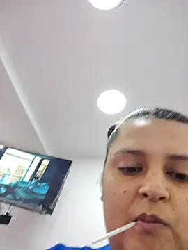 Snapshot of Miss_balloonsmila chatting on 12/04/25, 07:00 Miss balloonsmila online show from 12/04/25, 07:00