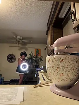 Snapshot of InterRacialFacial7296 chatting on 11/09/25, 10:24 InterRacialFacial7296 online show from 11/09/25, 10:24