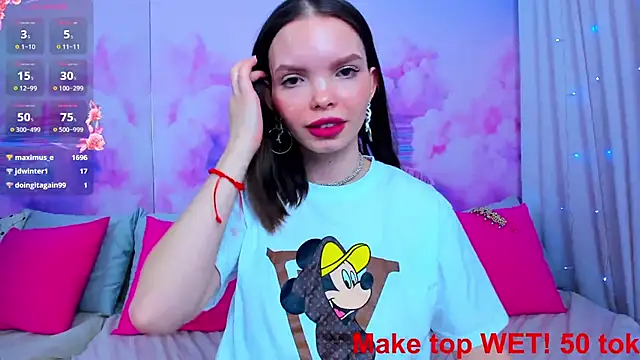 Curvy Dynamite  online show from 01/25/25, 07:17