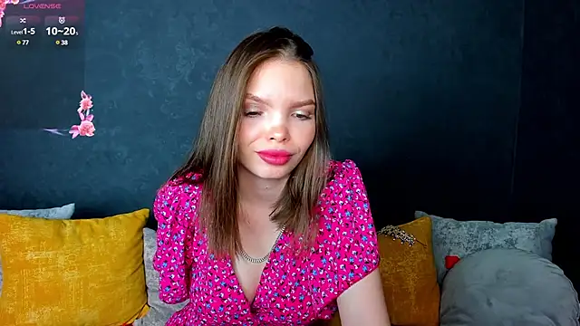 Curvy Dynamite  online show from 02/13/25, 01:19