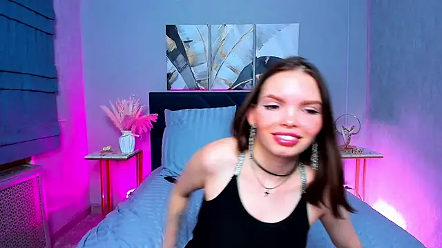 Curvy Dynamite  online show from 02/26/25, 07:31