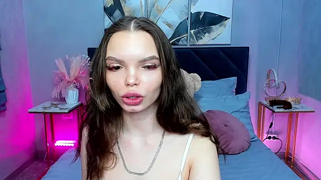 Snapshot of Curvy_Dynamite_ chatting on 12/01/25, 01:10 Curvy Dynamite online show from 12/01/25, 01:10