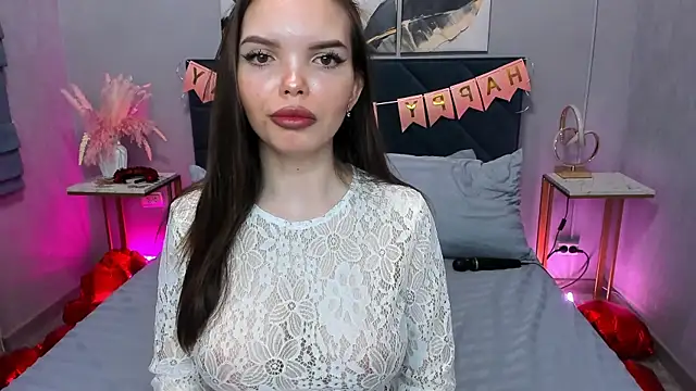 Snapshot of Curvy_Dynamite_ chatting on 03/06/26, 01:13 Curvy Dynamite online show from 03/06/26, 01:13