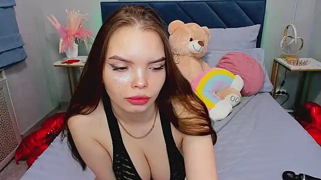 Snapshot of Curvy_Dynamite_ chatting on 04/21/26, 01:18 Curvy Dynamite online show from 04/21/26, 01:18