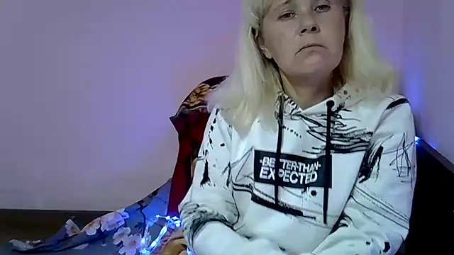 sakura blonde online show from 12/28/24, 09:19