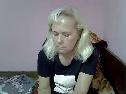 sakura blonde online show from 12/29/24, 09:30