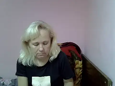 sakura blonde online show from 12/30/24, 09:29