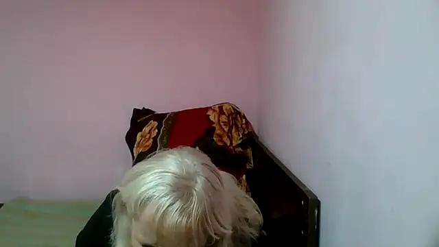 sakura blonde online show from 02/15/25, 09:04