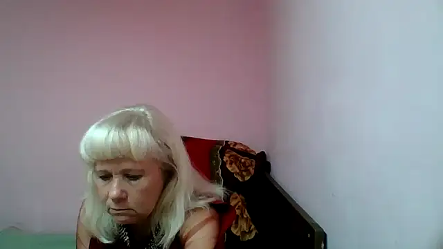 sakura blonde online show from 02/19/25, 12:11