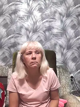 sakura blonde online show from 10/10/25, 02:54