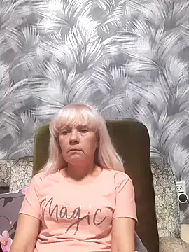 sakura blonde online show from 11/20/25, 05:45