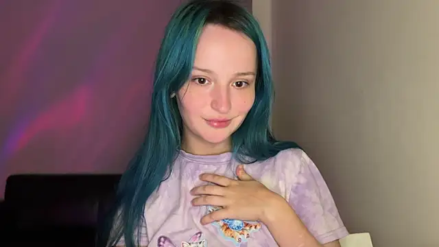 bumble bee online show from 01/04/25, 11:33