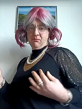 sexynadinets89 online show from 03/06/25, 06:41